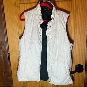 Nautica Reversible White and Blue Puffer Vest